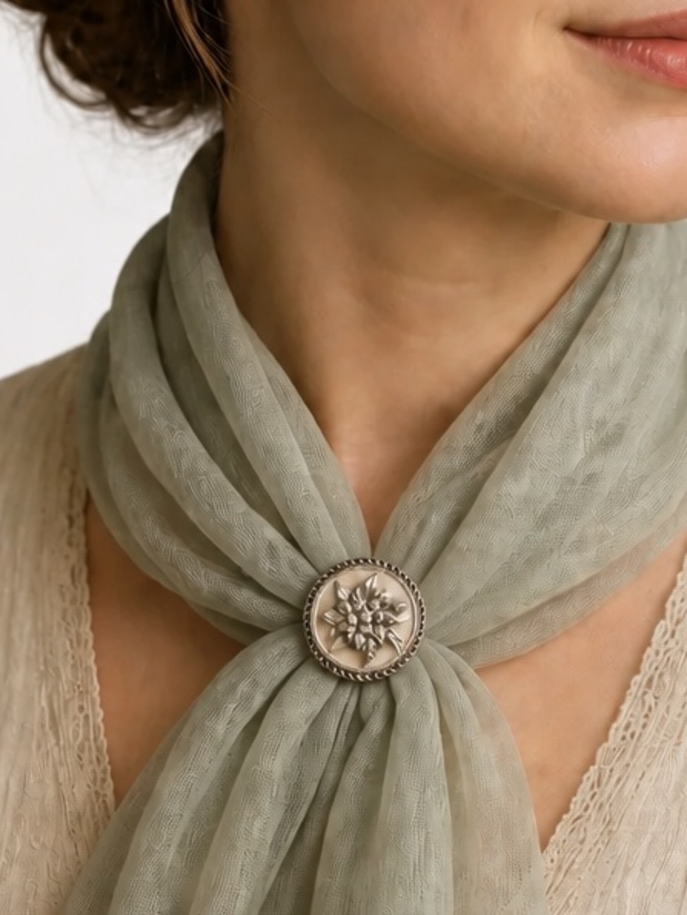 Vintage 50s scarf clip